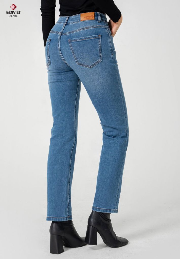 Quần Jeans Nữ Ống Đứng DQ109J8399