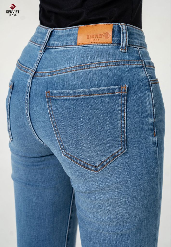 Quần Jeans Nữ Ống Đứng DQ109J8399