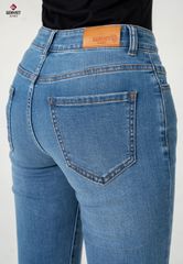 Quần Jeans Nữ Ống Đứng DQ109J8399