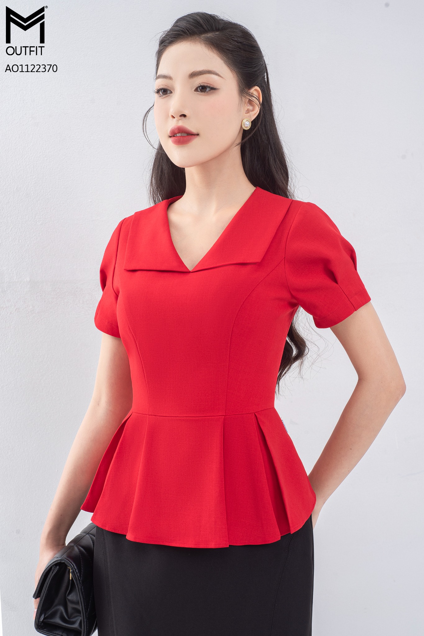 Áo sơ mi tà xếp ly, khóa kéo
