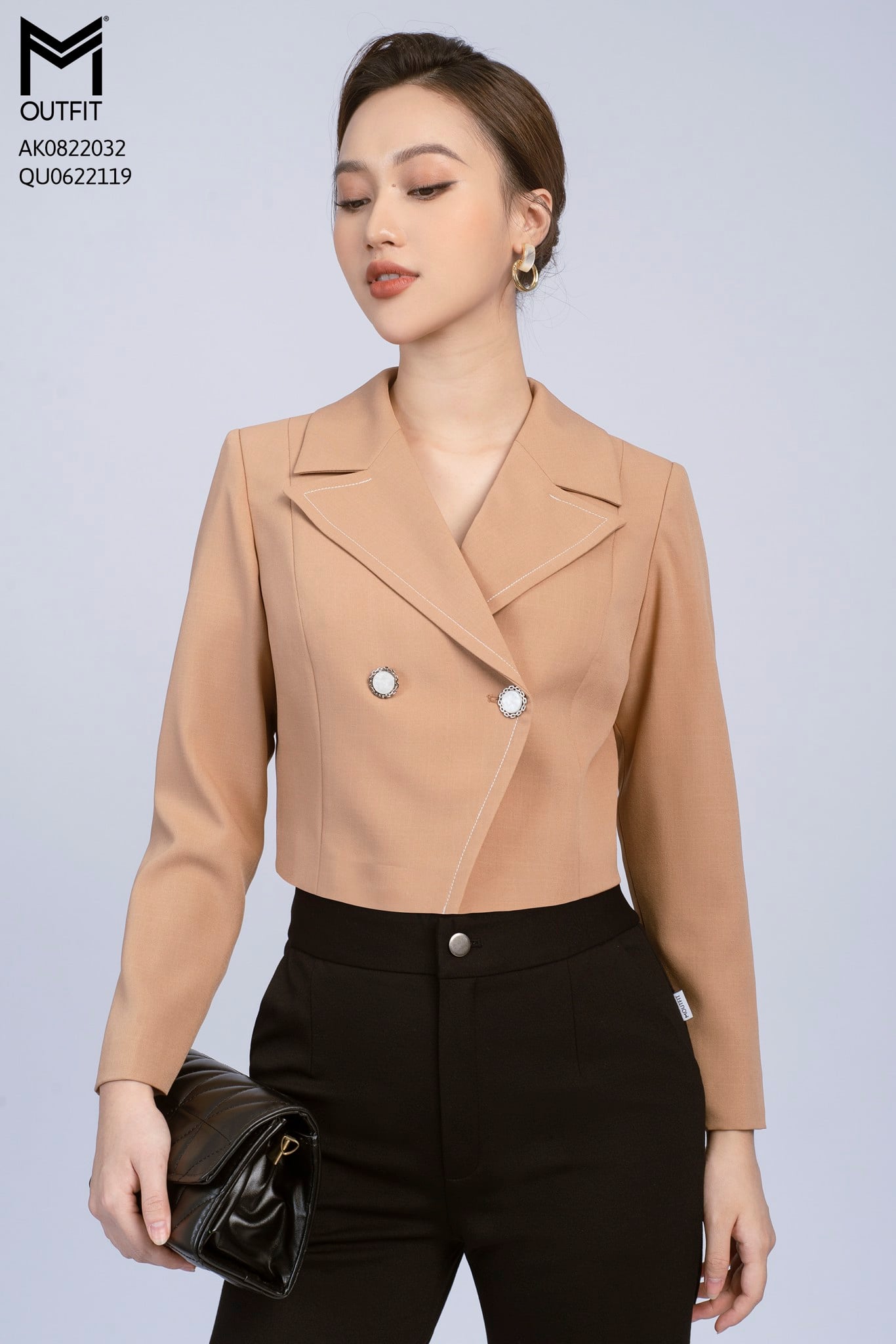 Áo khoác cổ 2 ve diễu chỉ