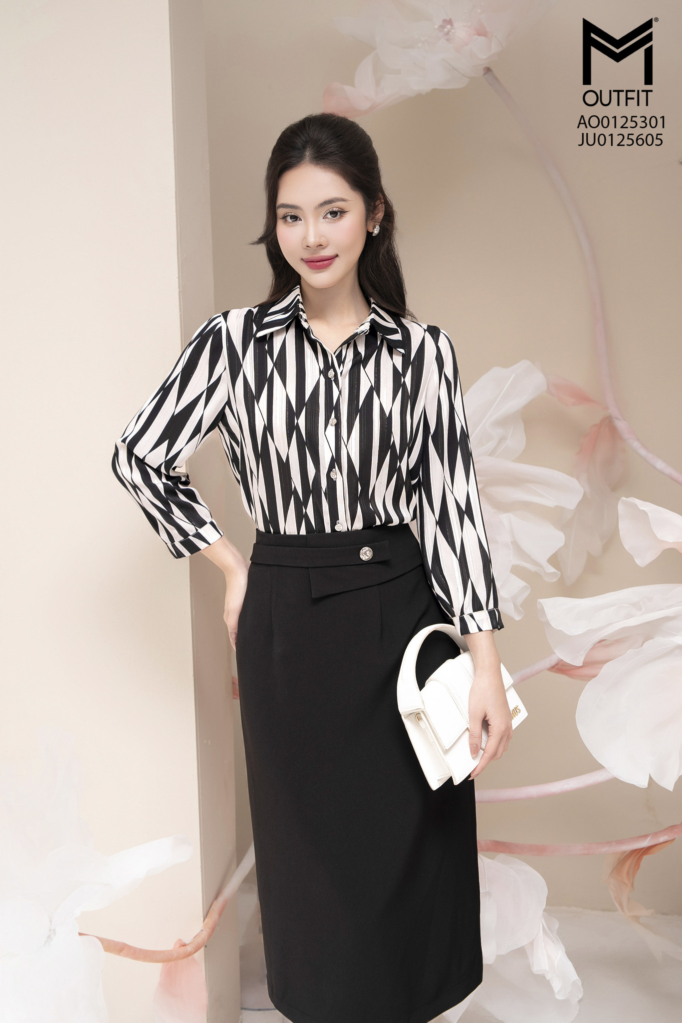 Áo sơ mi cổ đức dáng croptop tay lỡ luồn nơ ở gấu