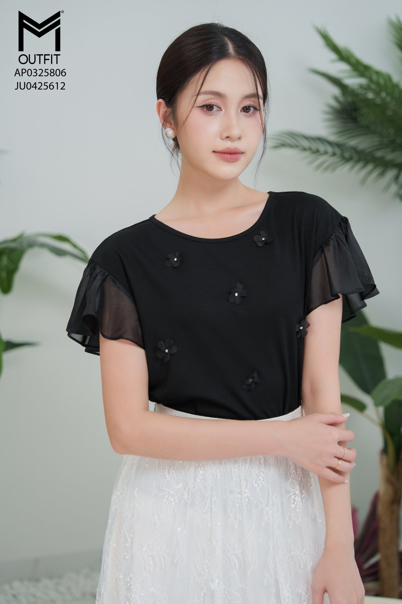 Áo phông tay phối bèo tơ thân áo đính hoa