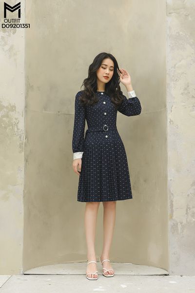 trang phục họa tiết chấm bi