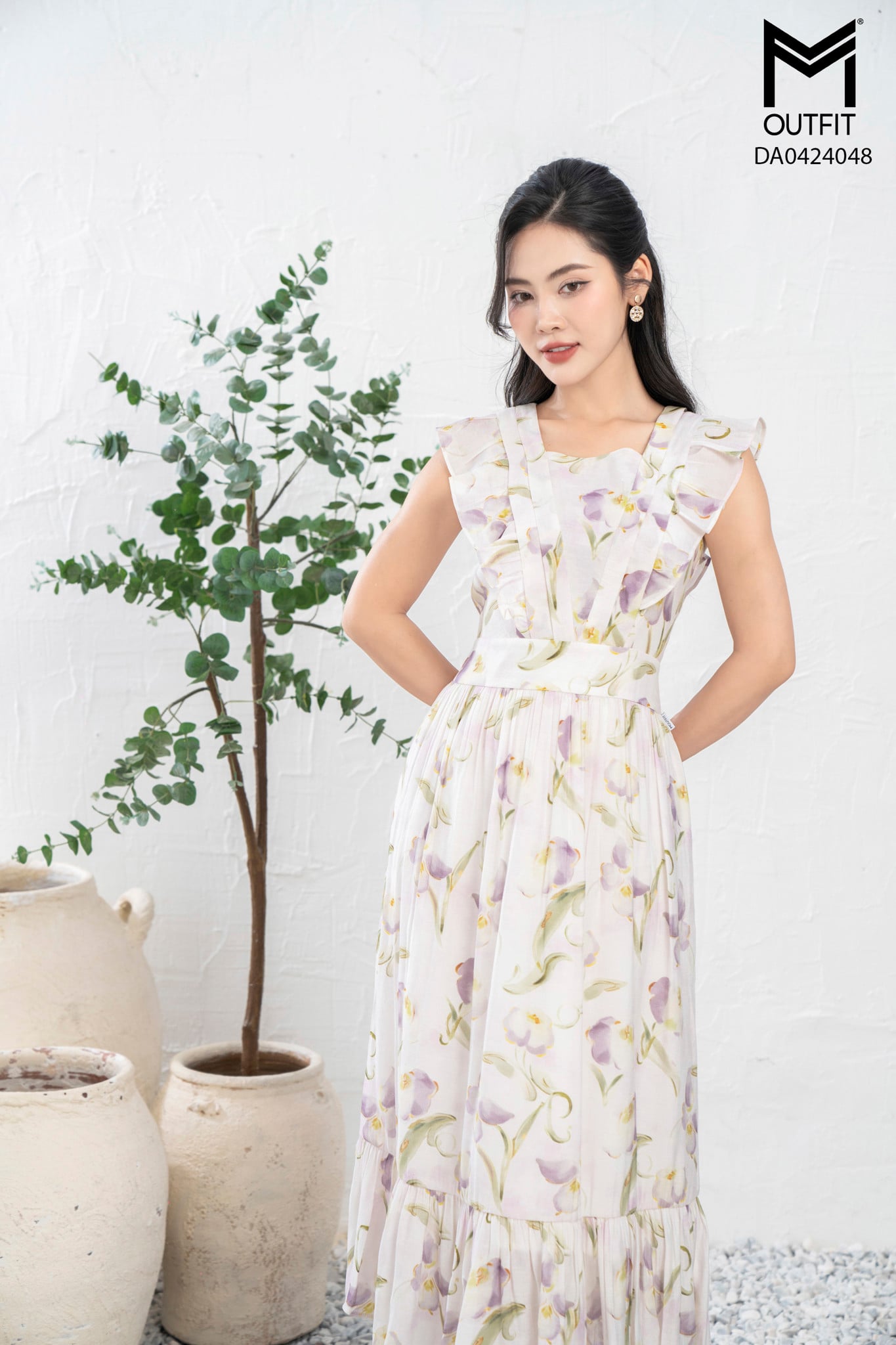Đầm xòe sát nách bèo vai