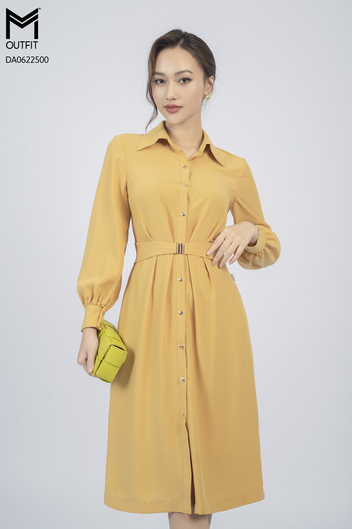 Đầm dáng A, tay dài kèm đai liền
