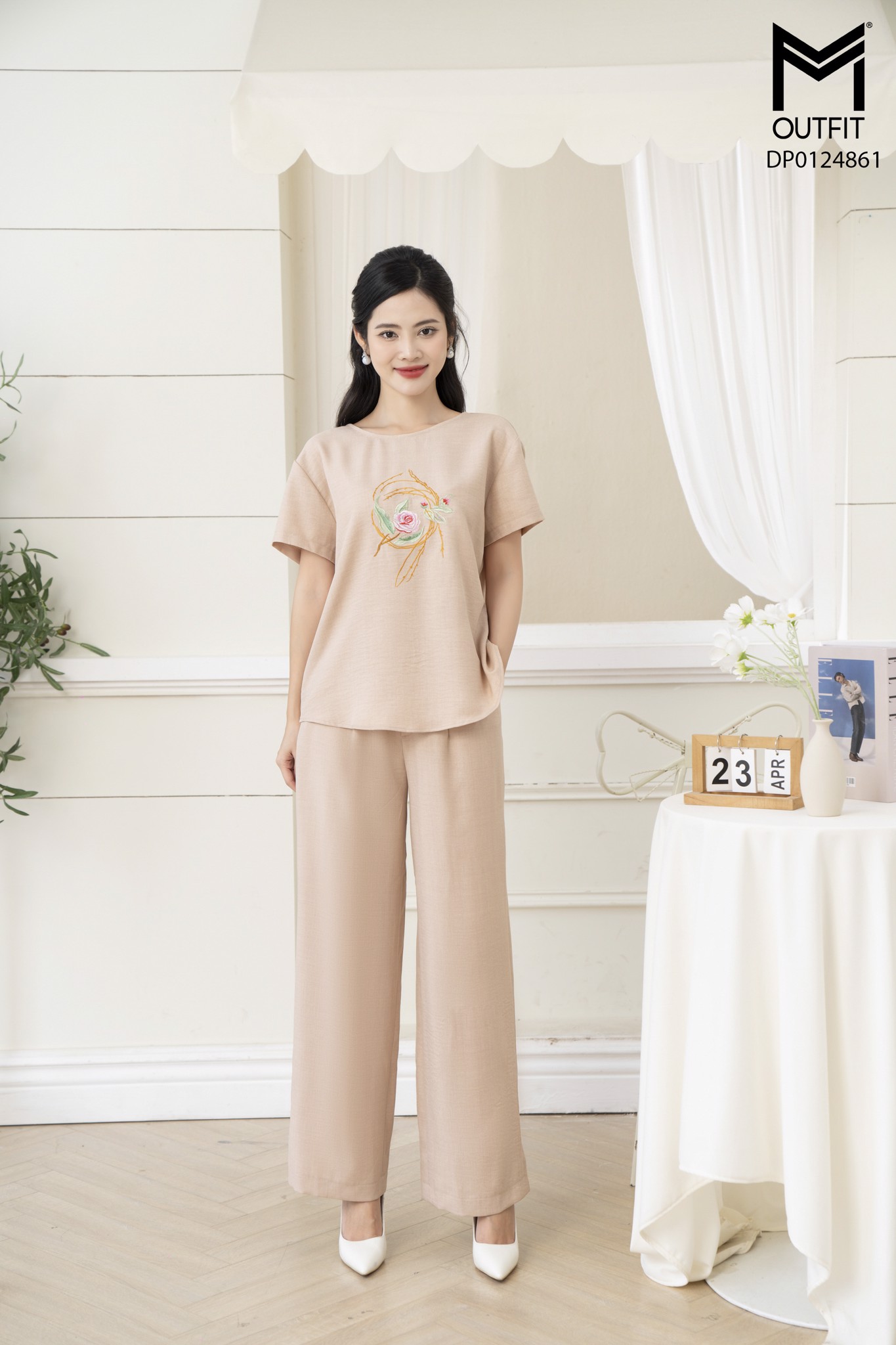 Set bộ cộc tay thêu hoa + quần ống suông