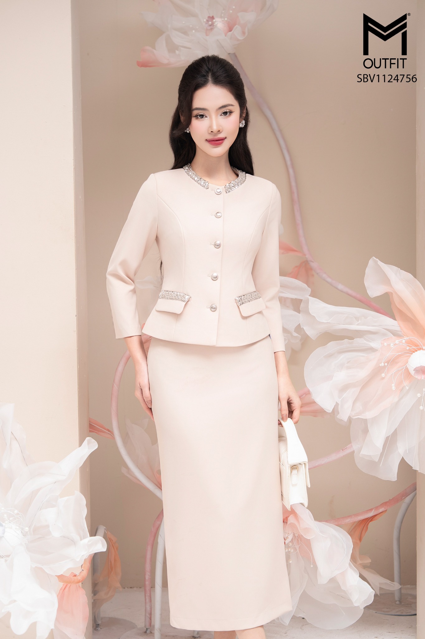 Set bộ áo khoác cổ tròn đính kim sa kết hợp chân váy bút chì thẳng