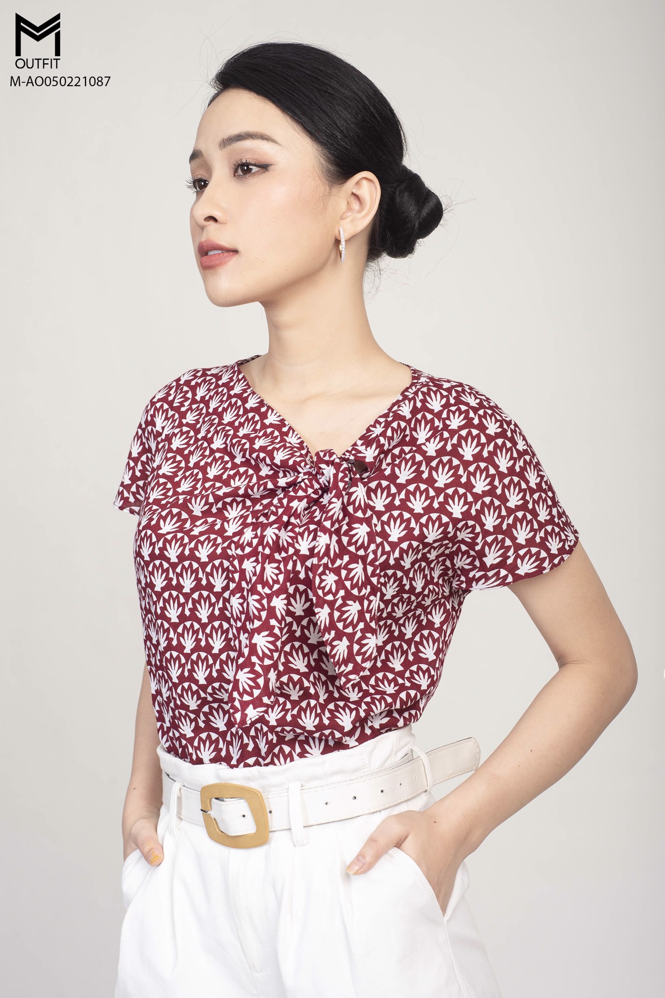 Áo cộc tay họa tiết