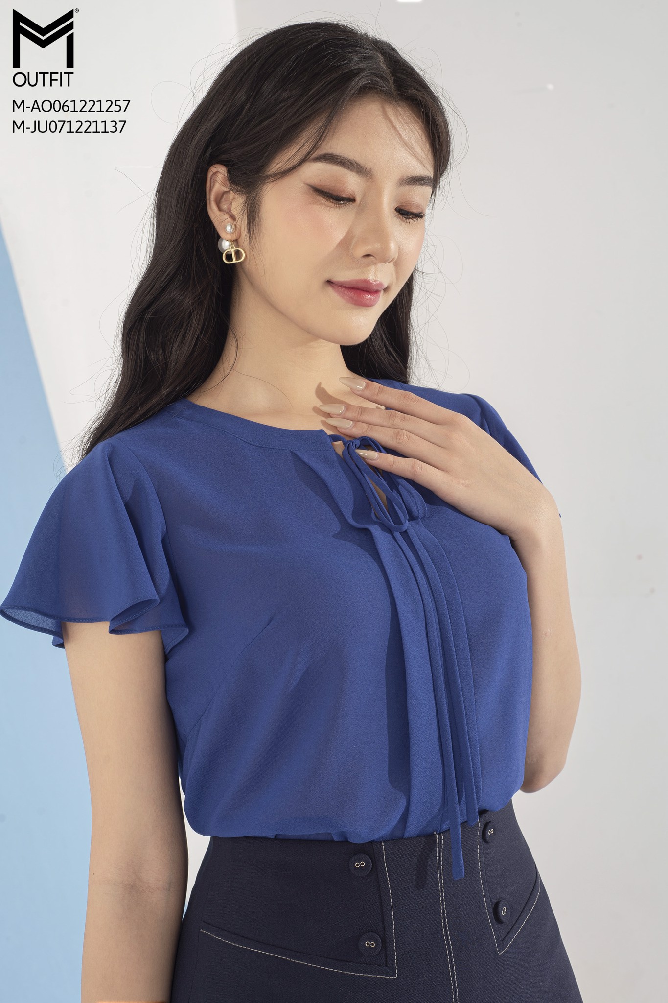Áo sơ mi ngắn tay cổ trụ năng động hot 2026