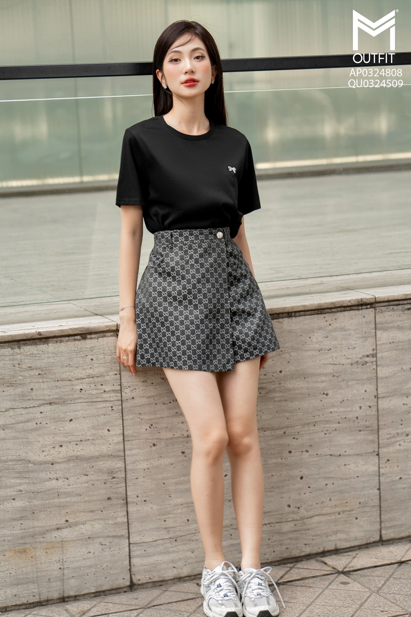 Quần sooc giả váy cạp chun đính cúc trang trí