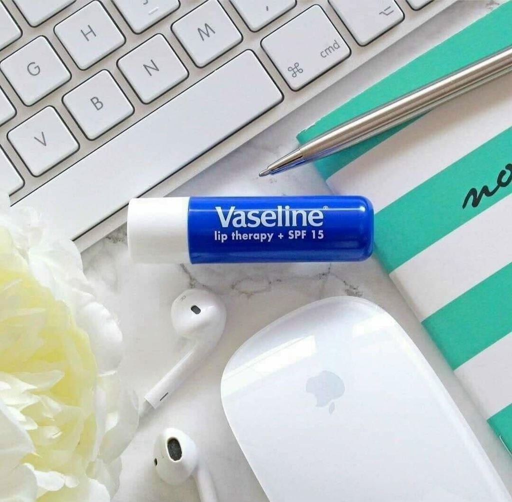 Son Dưỡng Môi Vaseline- 4,8g