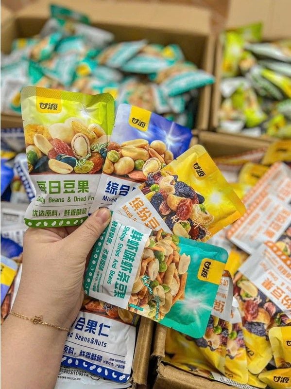 Hạt Mix Dinh Dưỡng Tổng Hợp Kan Yueng  - Set 10 Gói