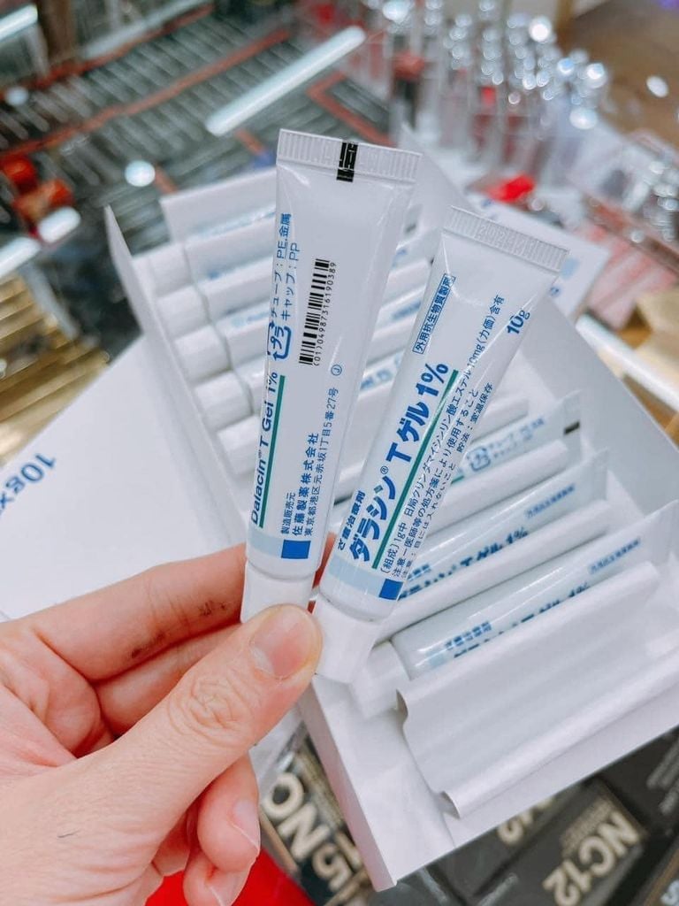 Tuýp Trị Mụn Sato Dalacin T Gel 1% 10g