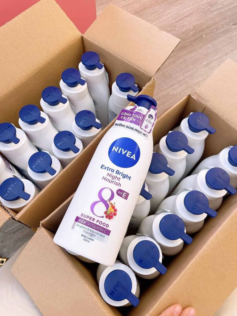 Dưỡng Thể NIVEA Extra Bright - 350ml
