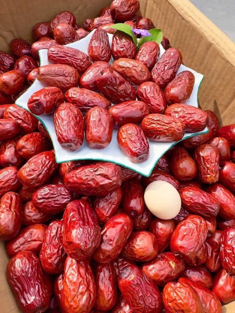 Táo đỏ hòa điền thượng hạng Wakamono - 1KG