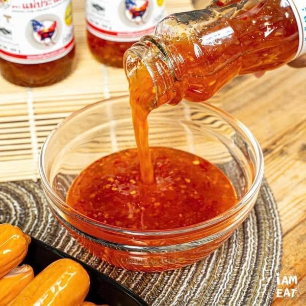 Sốt Gà Chua Ngọt Thái Lan Hiệu Maepranom - 260ml (chai)