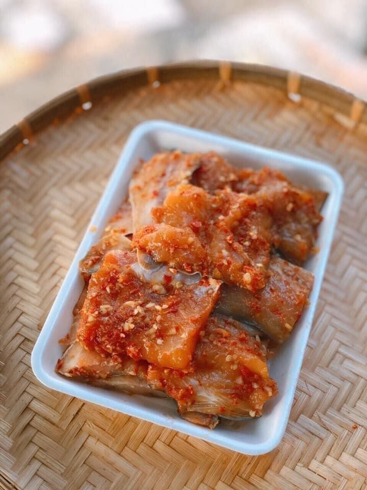 Cá Dứa Cắt Khúc Ướp Tỏi Ớt - 500g