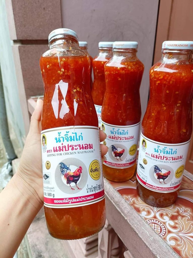 Sốt Gà Chua Ngọt Thái Lan Hiệu Maepranom - 260ml (chai)