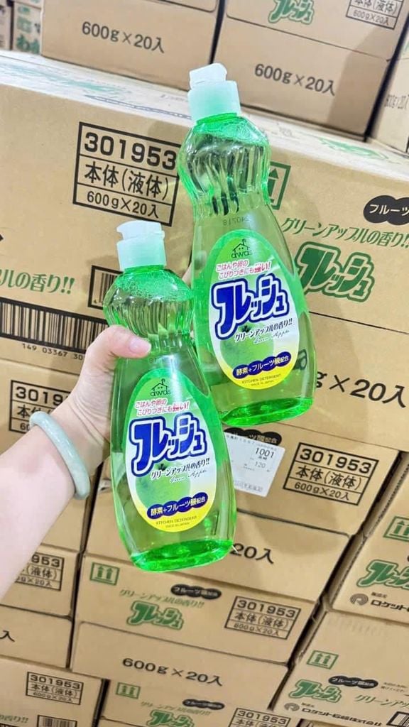 Nước Rửa Chén ROCKET Nhật - 600g - Hương Táo