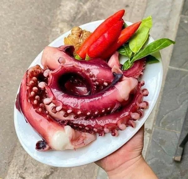 Râu Bạch Tuột - 1Kg Net 0.55kg