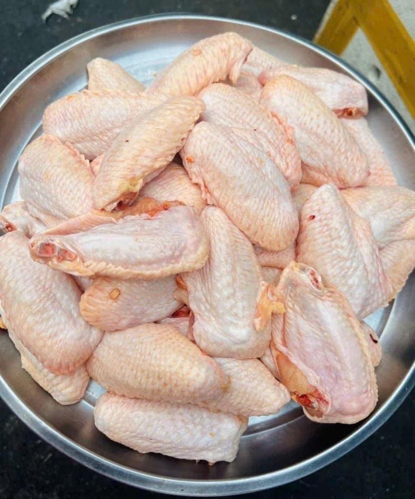 Cánh Gà Khúc Giữa – Túi 1kg (Nét 6 lạng)