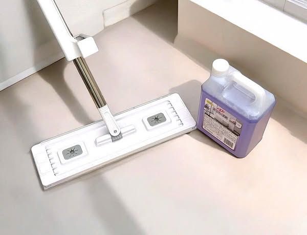 Nước Lau Sàn Wai Rookie V Nhật Bản - 2L - Hương Lavender