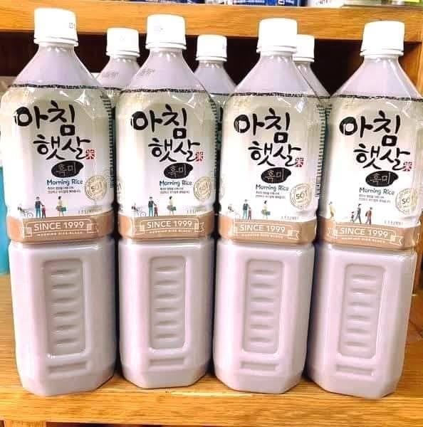 Nước Gạo Lứt Đen Woongjin - 1.5L