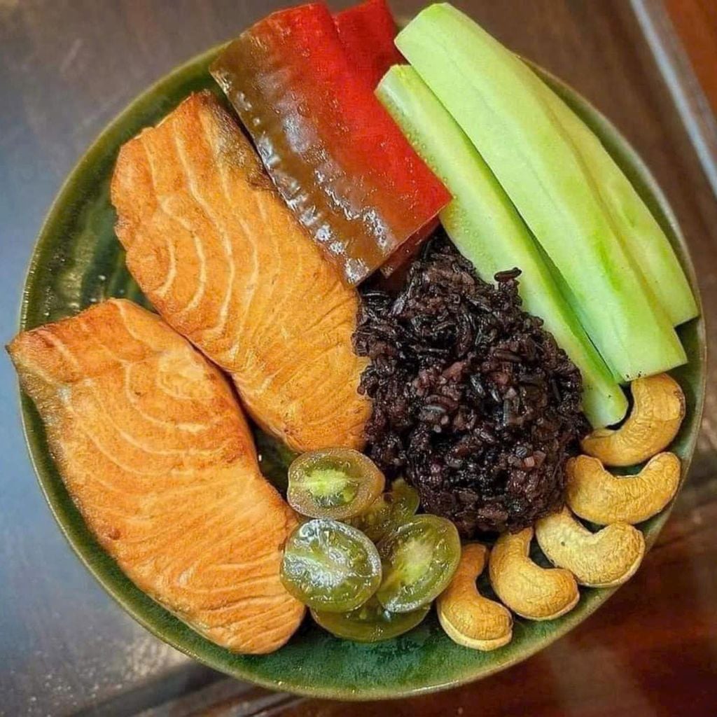 Phile Cá Hồi Nauy Hun Khói - Vỉ 0.5Kg