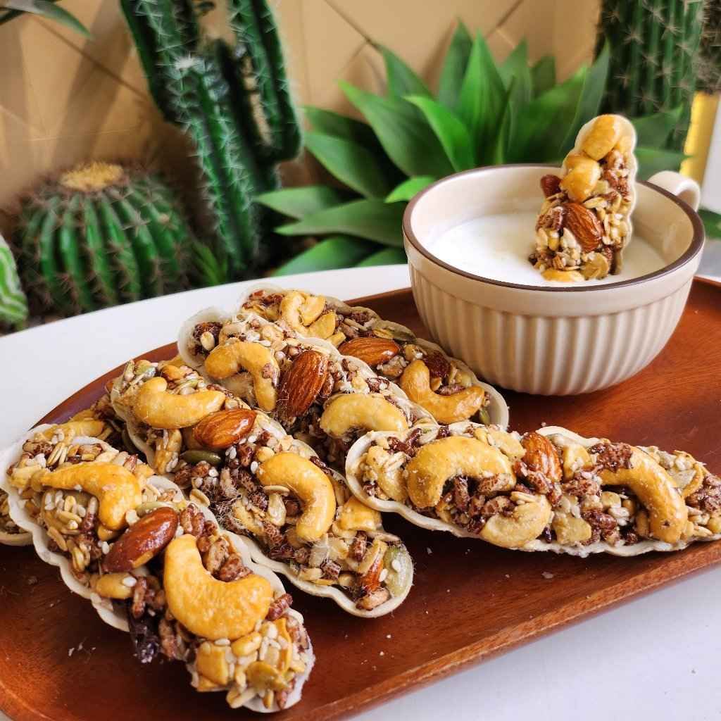 Bánh Thuyền Mix Hạt Umai - 200g