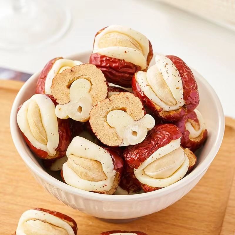 Táo Đỏ Hỗn Hợp Các Loại Hạt Wakamono - 300g