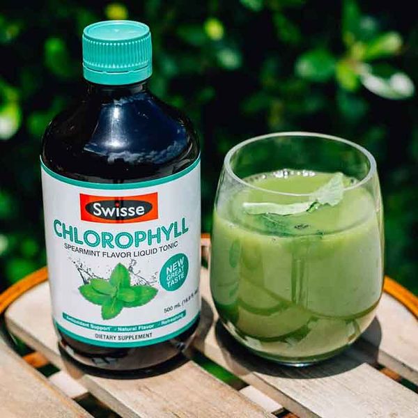 Nước Diệp Lục Bạc Hà Swisse Chlorophyll - Chai 500ml