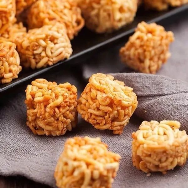 Lốc Snack Mì Viên Thái Lan - Lốc 12 gói