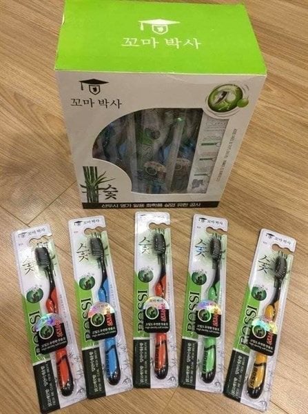 Bàn Chải Đánh Răng Bossi Than Tre Hàn Quốc