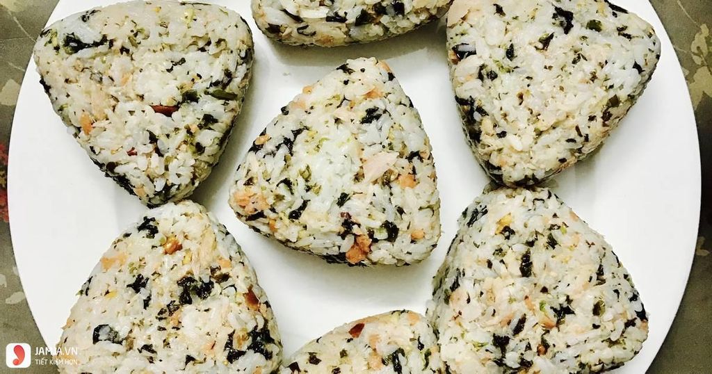 Rong Biển Em Bé Binari