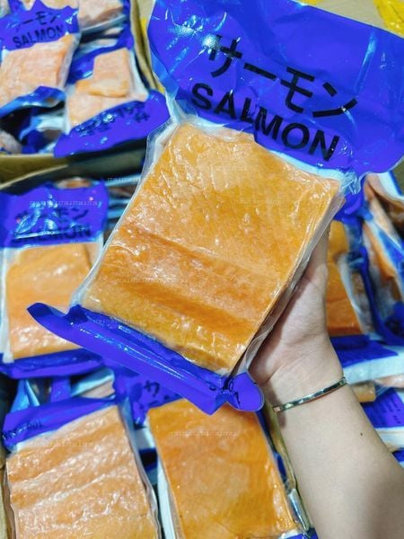 Phile Cá Hồi Nauy Hun Khói - Vỉ 0.5Kg