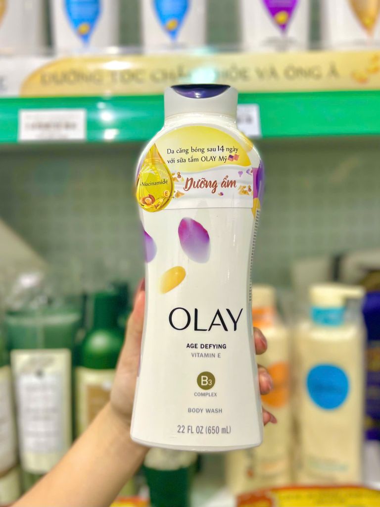 Sữa Tắm OLAY Dưỡng Ẩm B3 Complex - 650ml