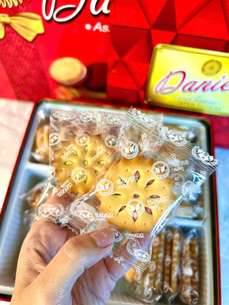 Bánh Daniel Assorted Biscuits - Hộp Thiếc 380g