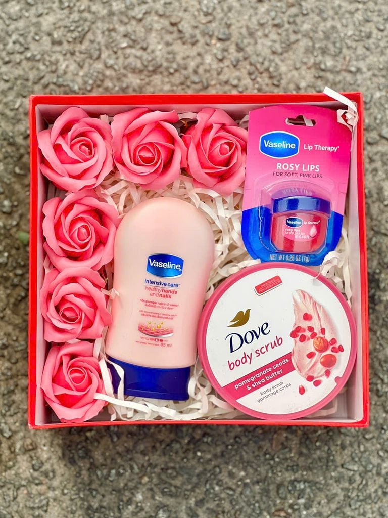 Quà Valentine Cho Người Yêu - Set quà Mỹ phẩm