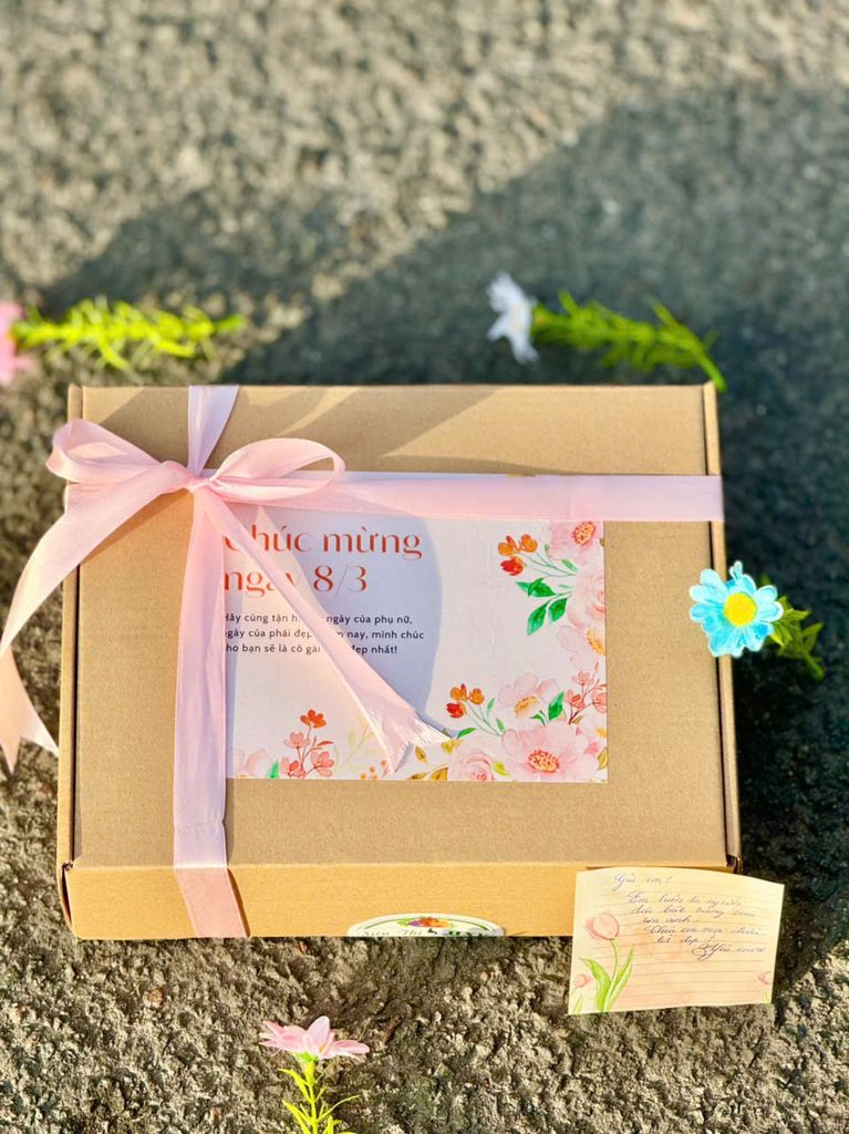 Set quà tặng mỹ phẩm 8/3 cho phụ nữ ý nghĩa- Set Quà Cao Cấp