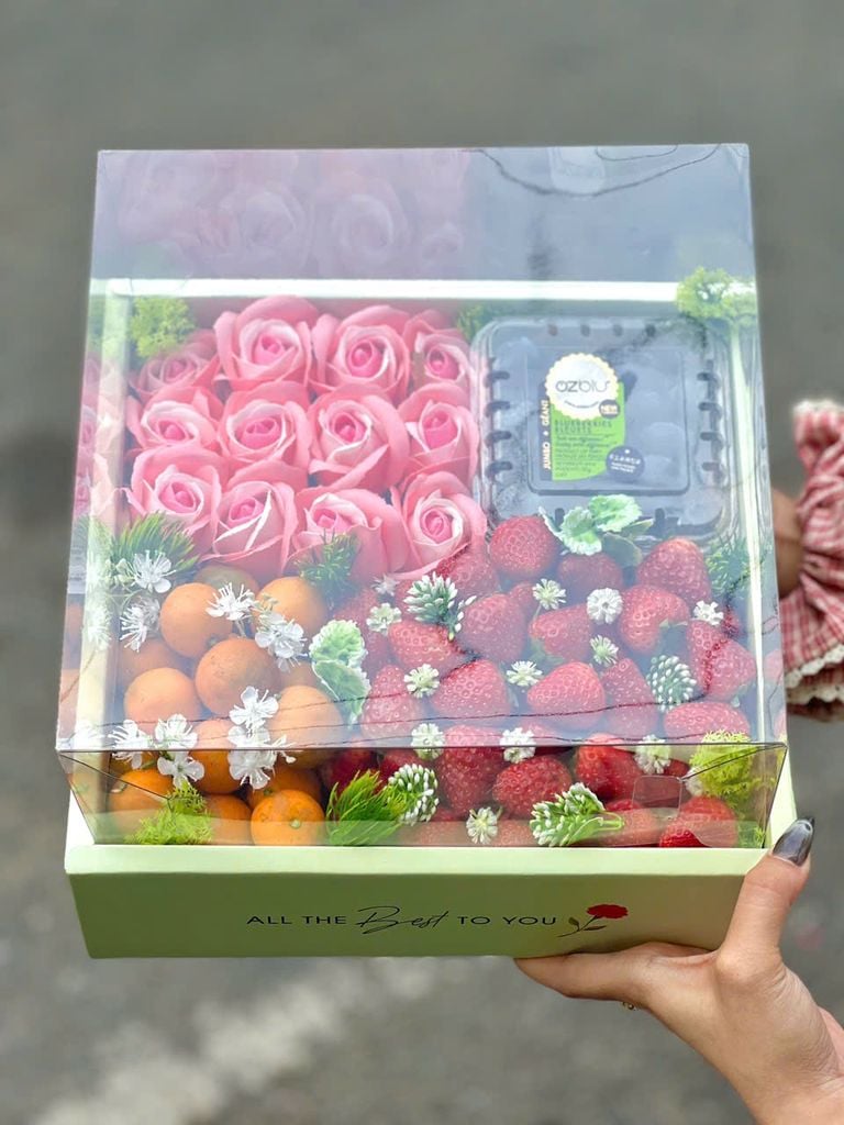 Quà tặng ý nghĩa cho vợ, người yêu ngày 8/3  - Set Quà Trái Cây Ngoại Nhập