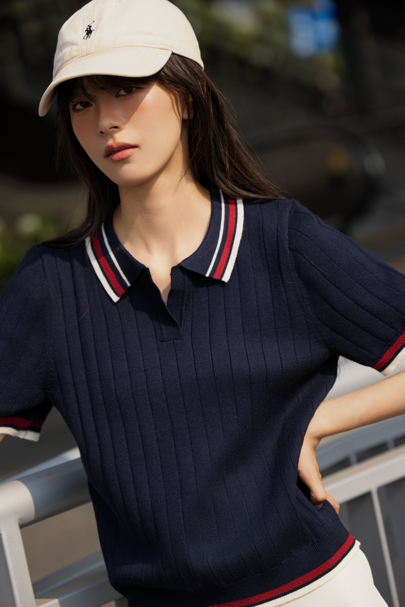 Áo Loxley Knit Top in Navy