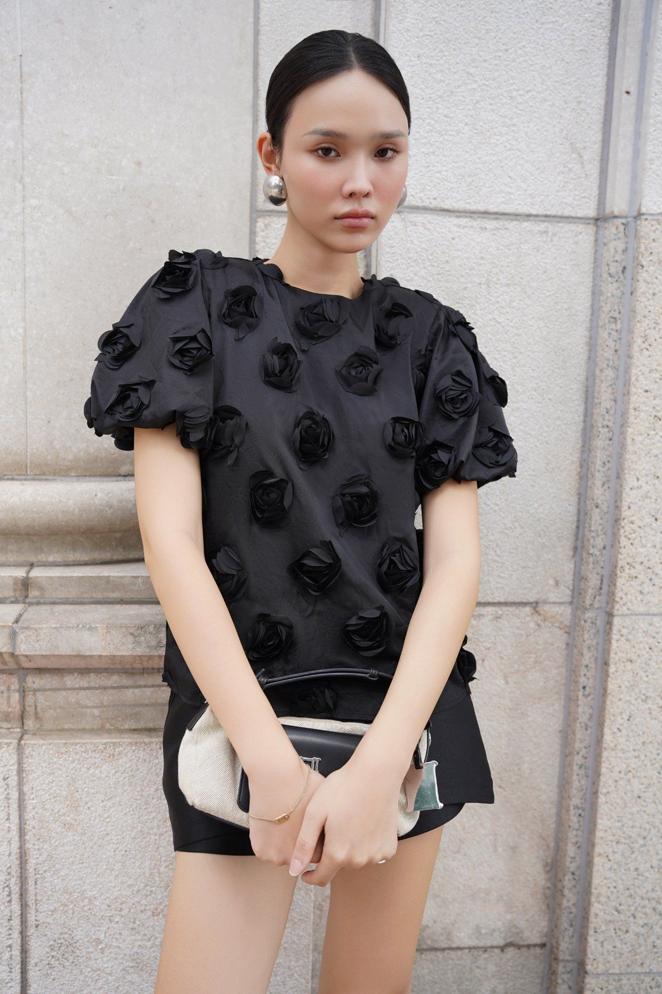 Áo Valdis Top in Black