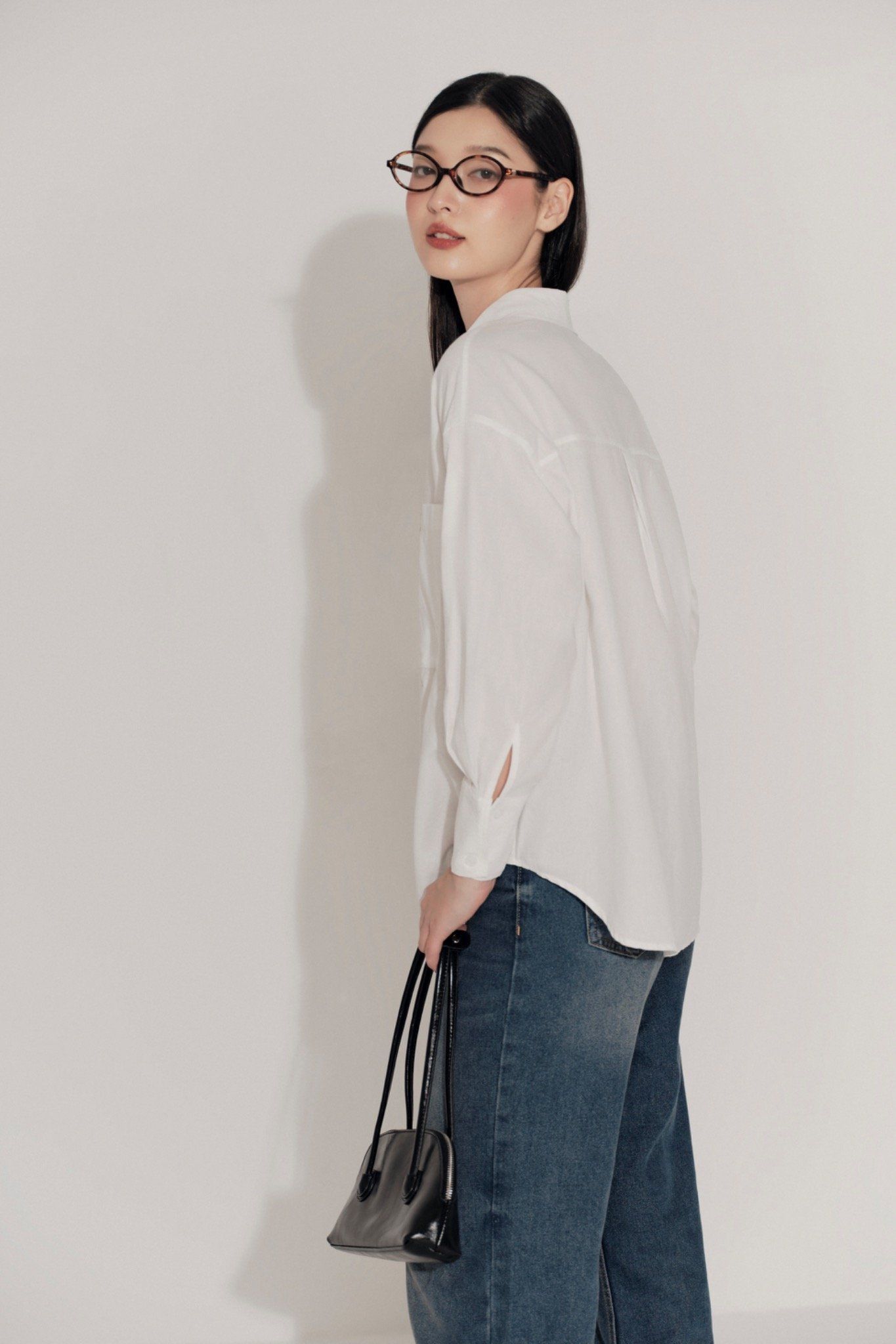 Áo White Linen Oversized Shirt