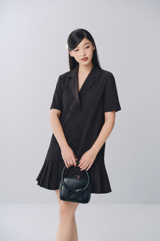 Đầm suông công sở Taera Dress đi làm