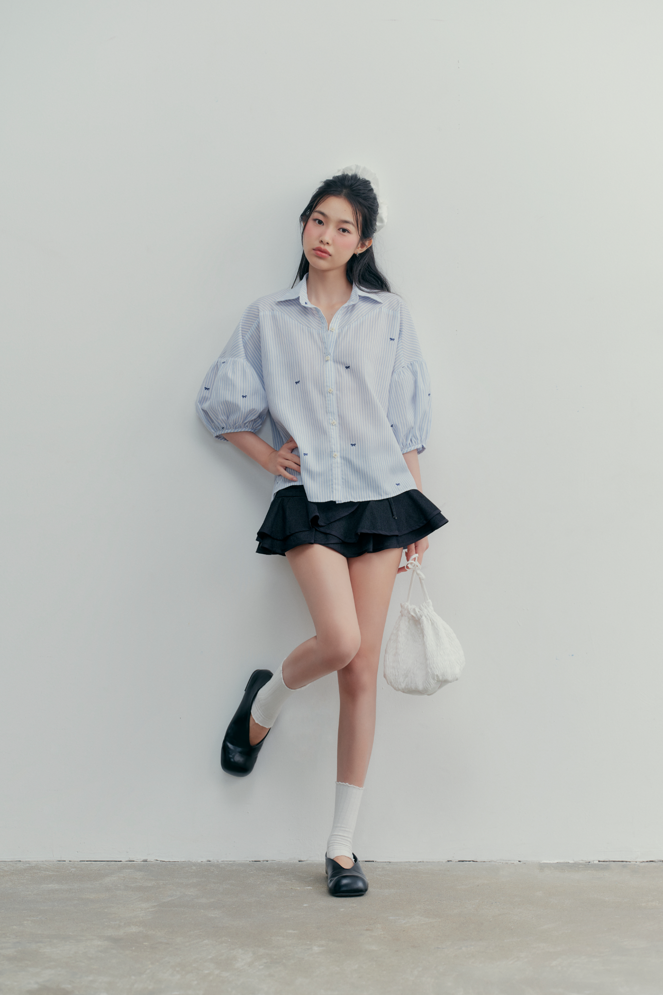 Chân váy Leelie Mini Skirt in Black
