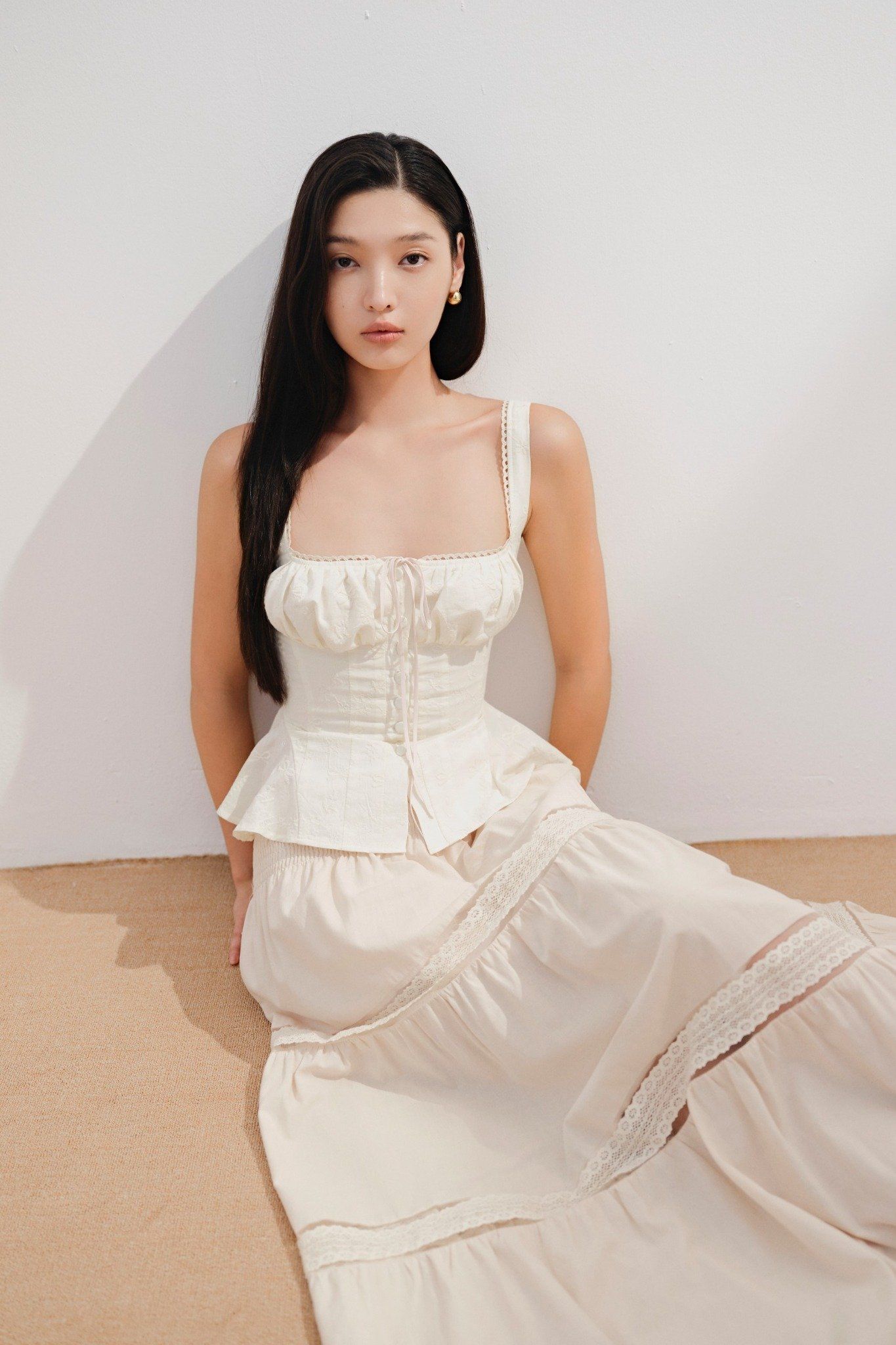 Áo Gwyneth Top in Cream