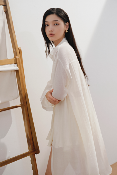  Áo khoác Chiffon Longline Shirt in Cream 