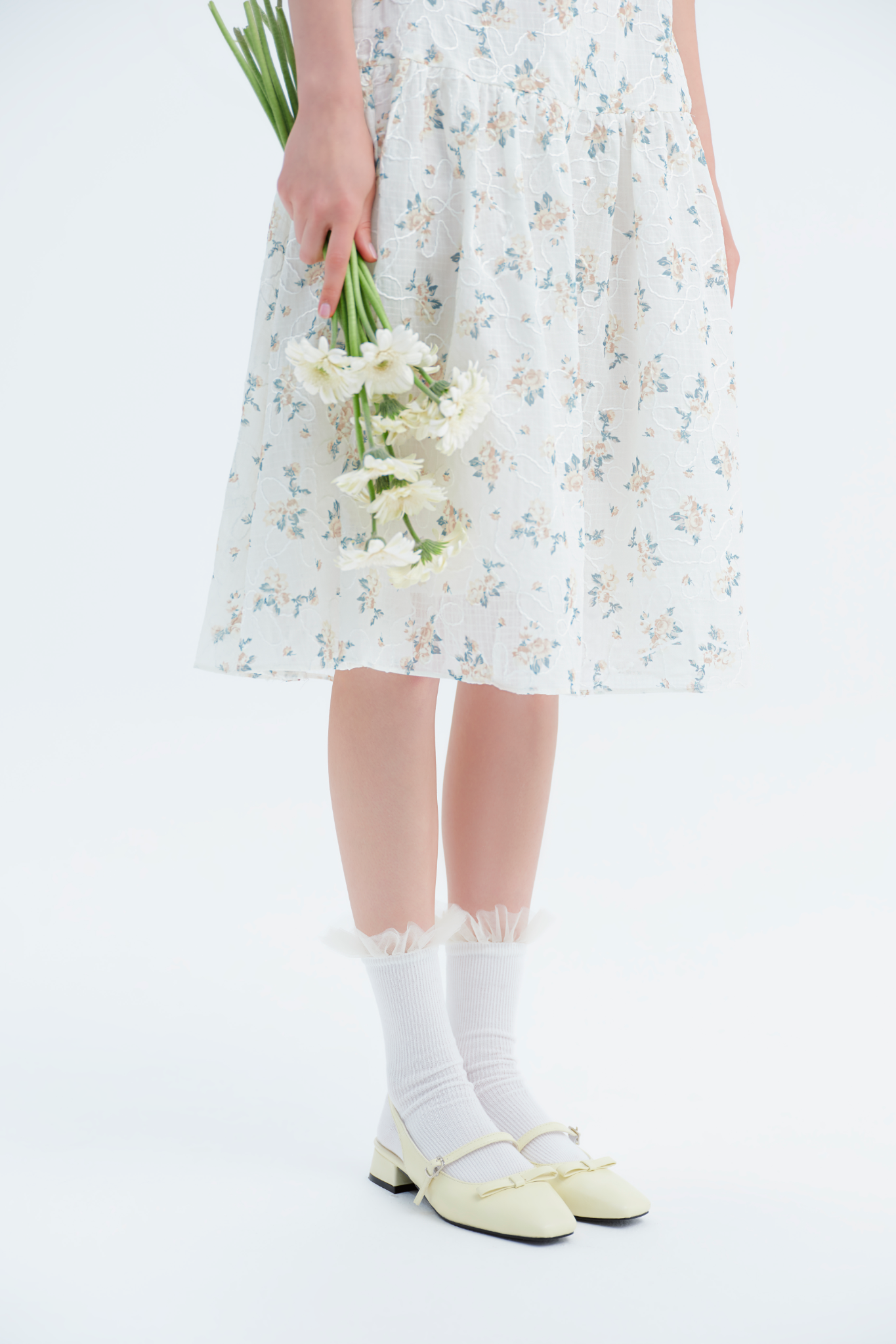 Lia Fleur Dress in Honey Cream