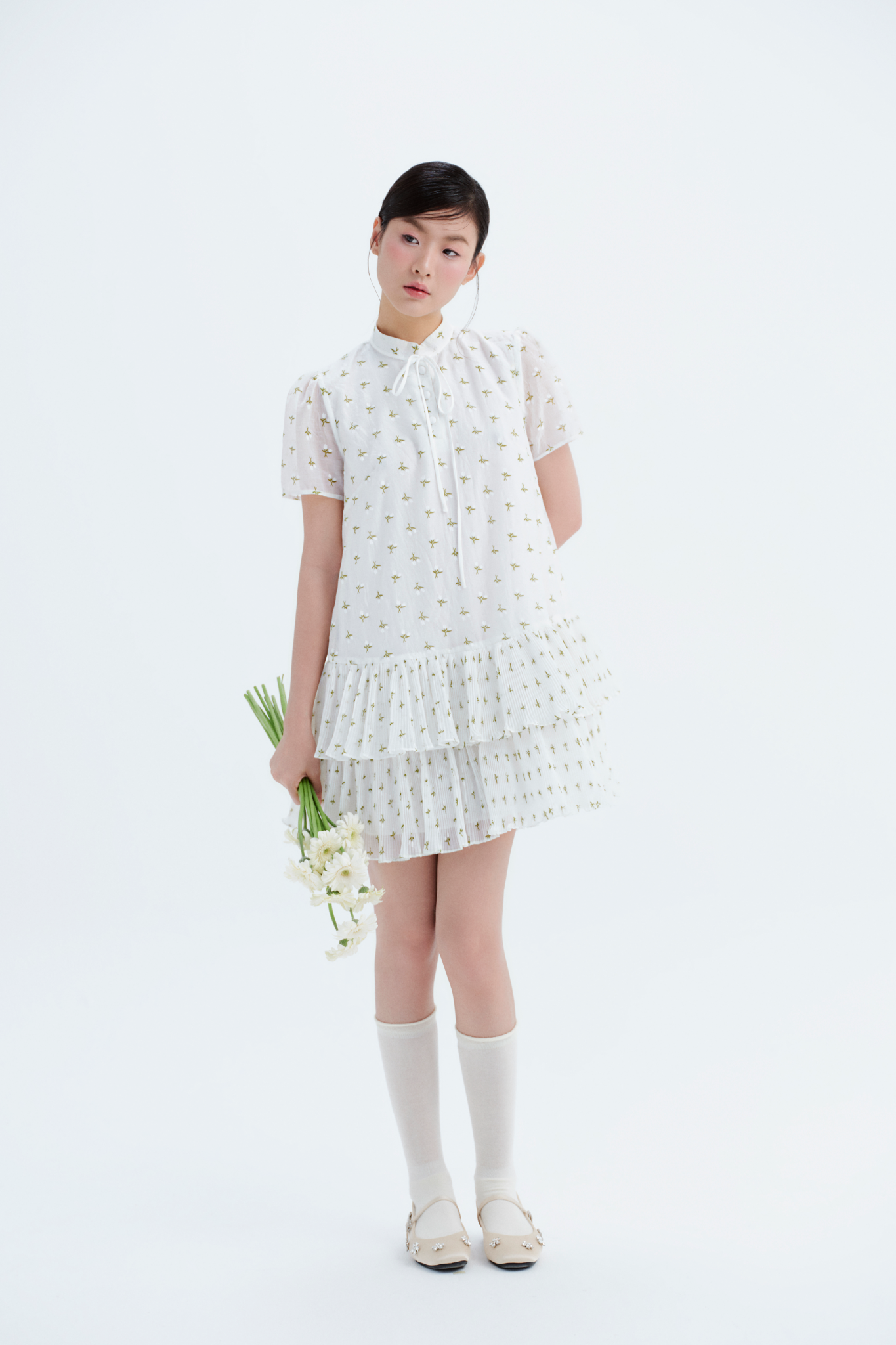 Váy kiểu babydoll xếp li Sierra Fleur Dress nhiều màu